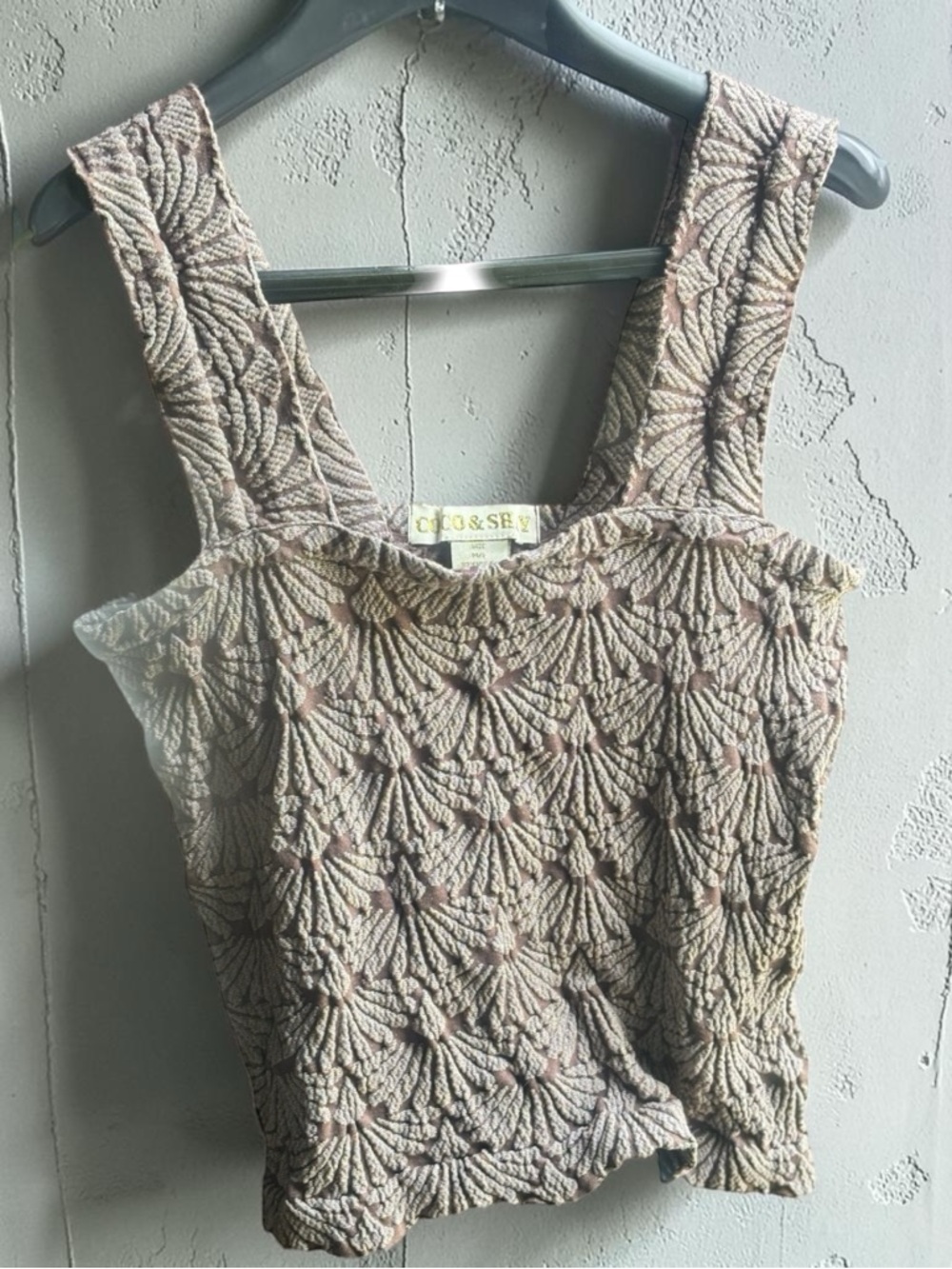 Textured Cream Knit Square-Neck Tank Top - Picture 4 of 5